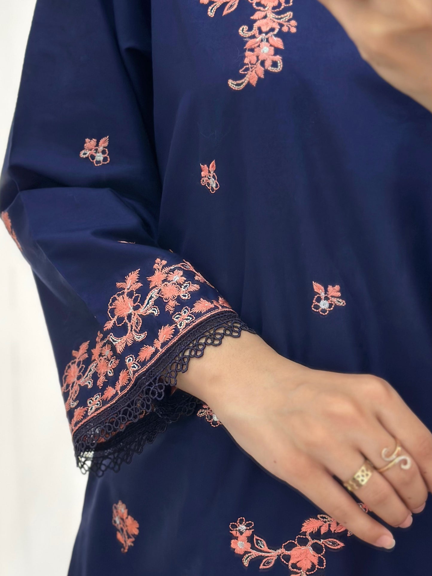 Navy Flora