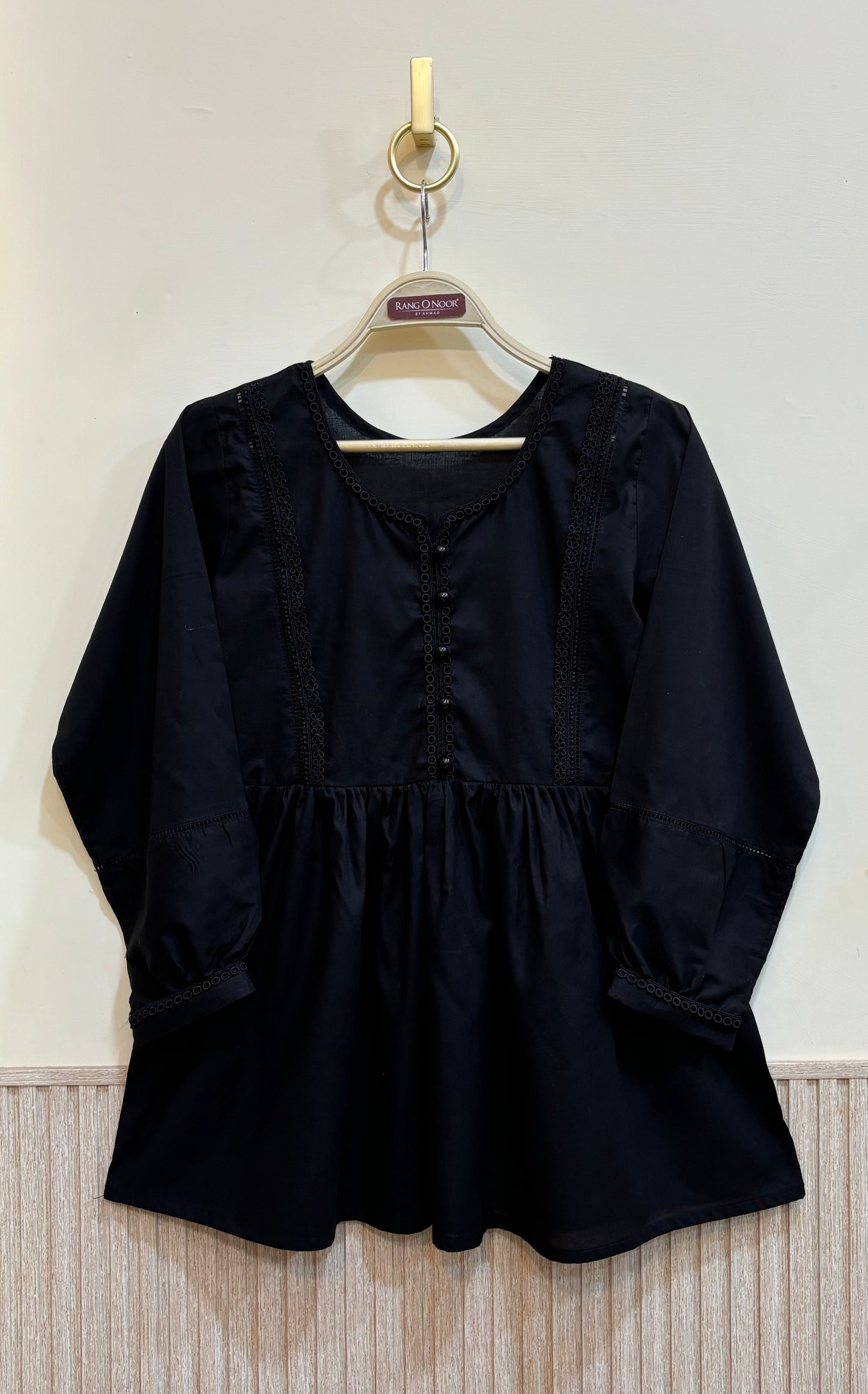 Black Elegant Top